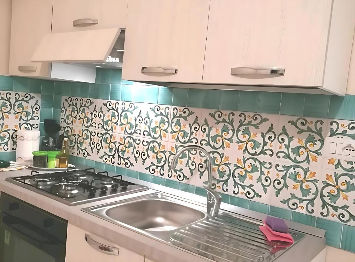 Casa Vacanza "Nonna Matilde" A Meta Di Sorrento, 600Mt Dal Mare, Casa Per 4 Екстер'єр фото